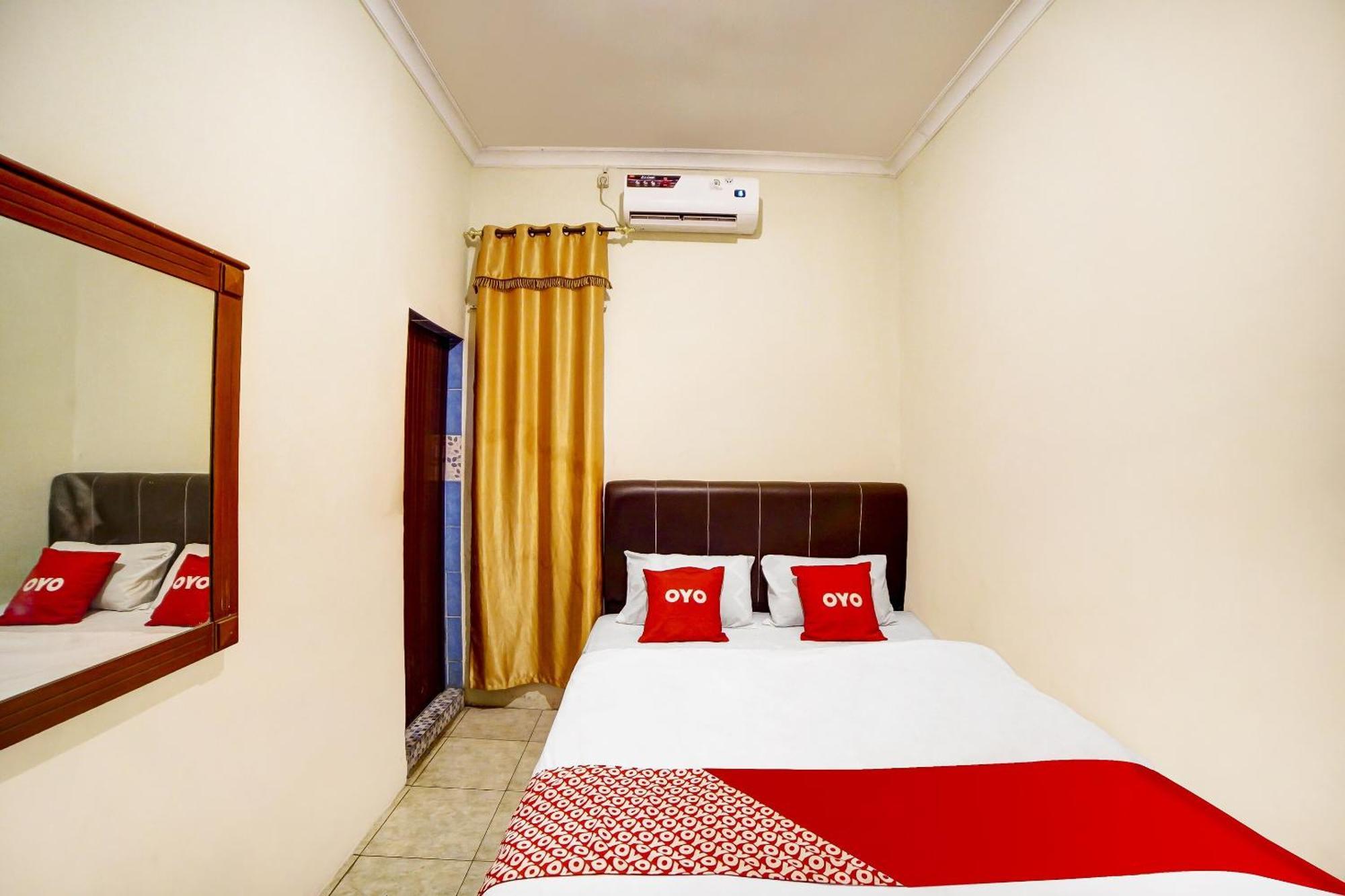 Oyo 91199 Felicia Homestay Medan Eksteriør bilde