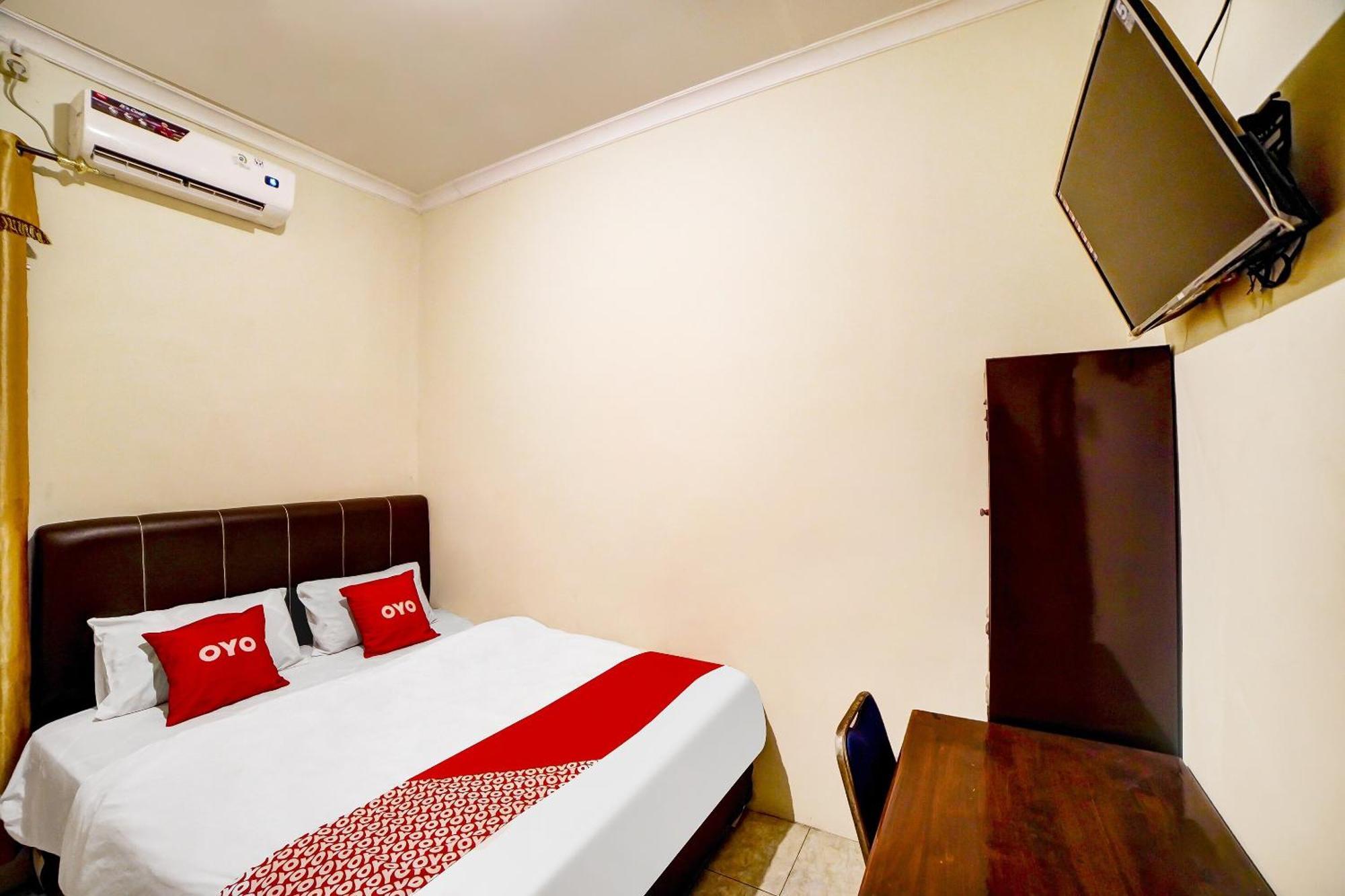 Oyo 91199 Felicia Homestay Medan Eksteriør bilde